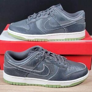 Nike Black and Gray Athletic Shoes